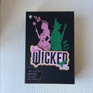 Wicked x Paul Tazewell Embroidered Crew Socks - Glinda/Elphaba 2 pack